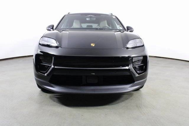2025 Porsche Macan Macan 4S Electric