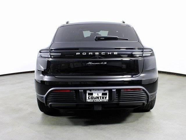 2025 Porsche Macan Macan 4S Electric