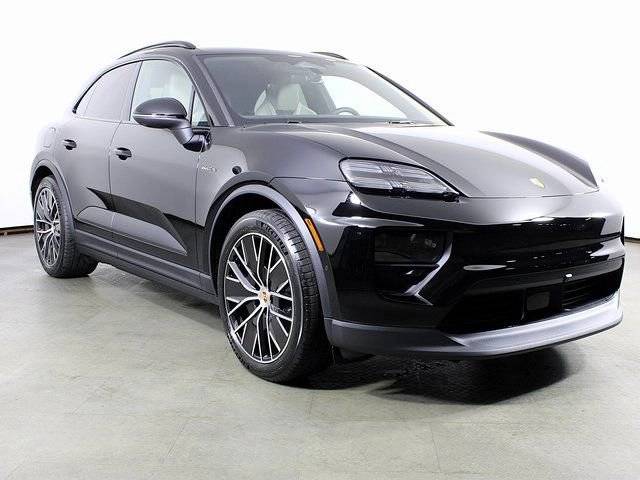 2025 Porsche Macan Macan 4S Electric