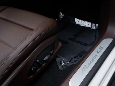 2025 Porsche Macan Macan 4S Electric