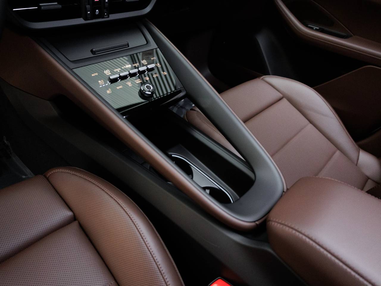 2025 Porsche Macan Macan 4S Electric