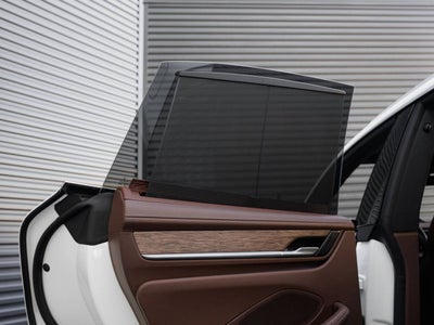 2025 Porsche Macan Macan 4S Electric