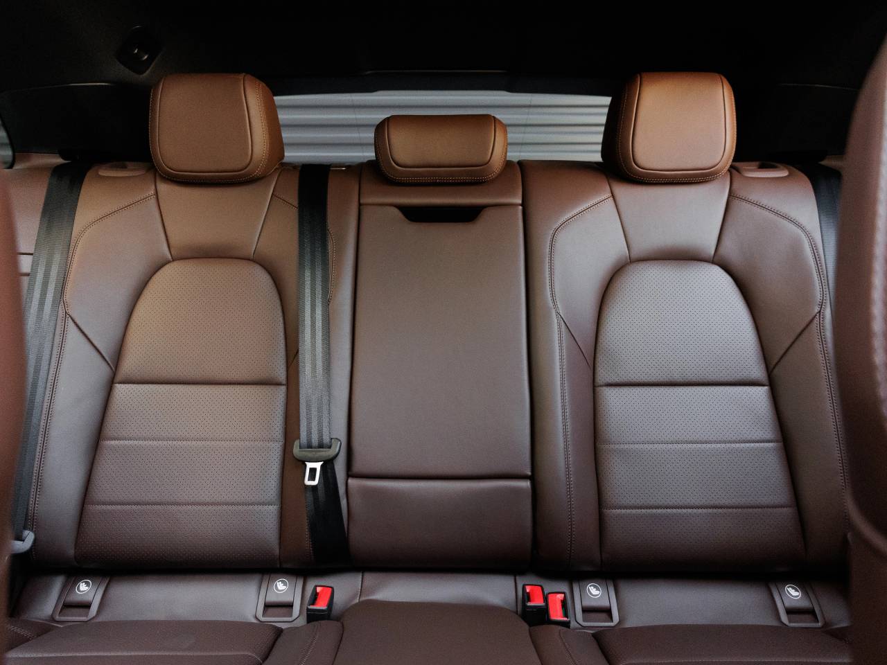 2025 Porsche Macan Macan 4S Electric