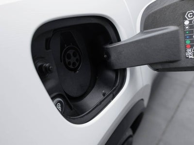 2025 Porsche Macan Macan 4S Electric