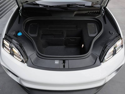 2025 Porsche Macan Macan 4S Electric