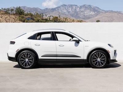 2025 Porsche Macan Macan 4S Electric
