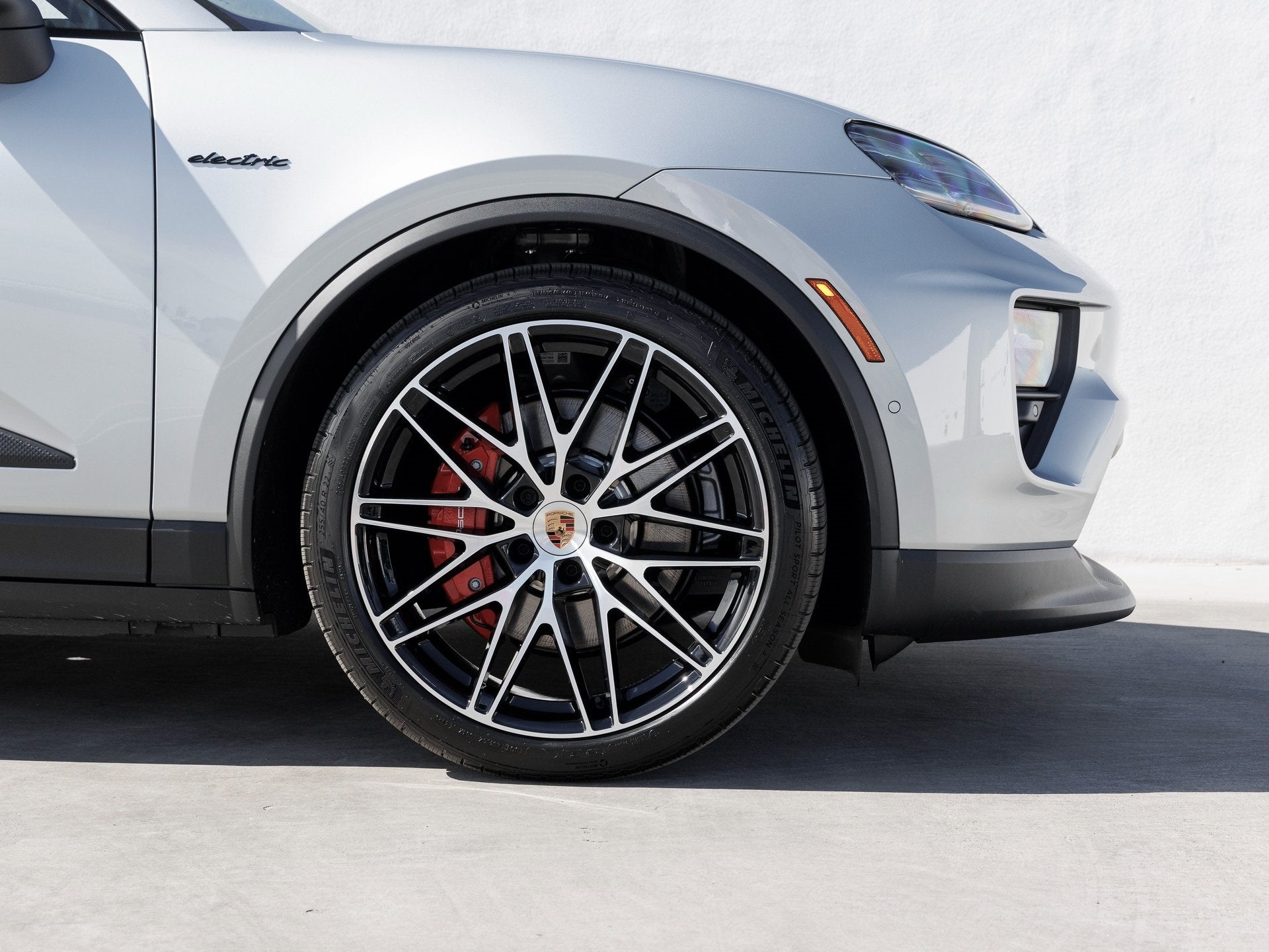 2026 Porsche Macan Macan 4S Electric