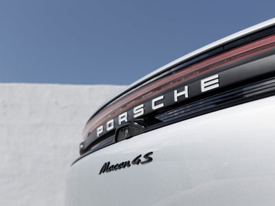 2026 Porsche Macan Macan 4S Electric