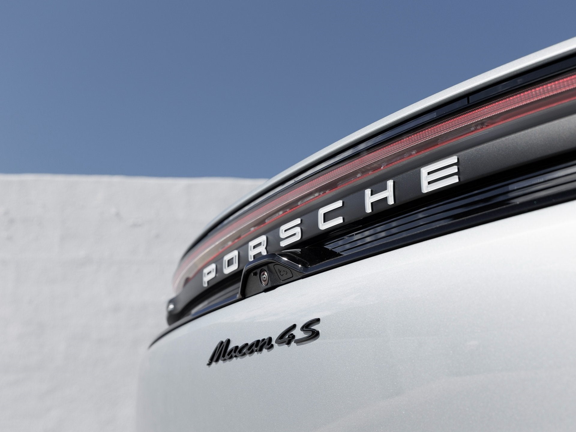 2026 Porsche Macan Macan 4S Electric