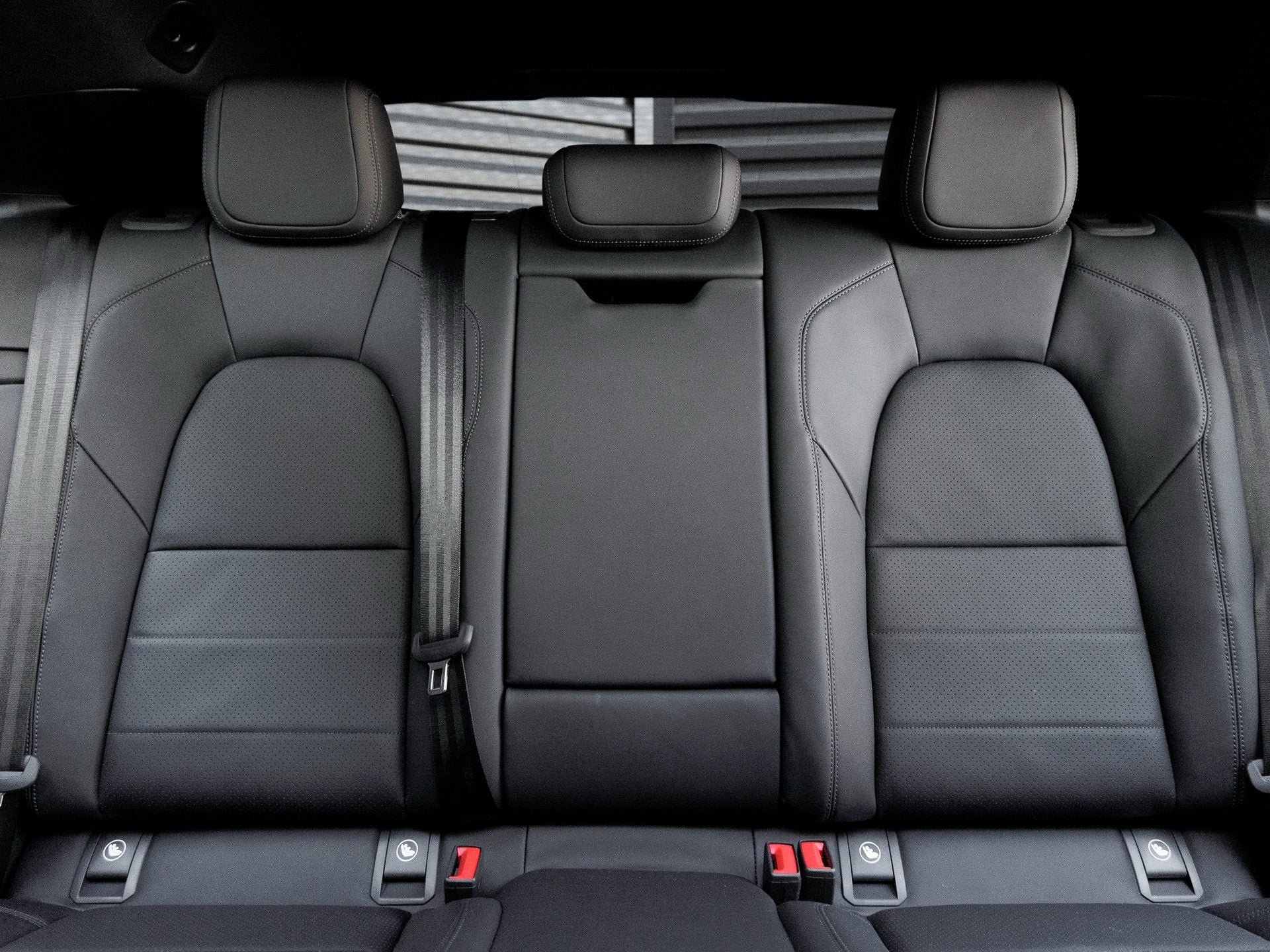 2026 Porsche Macan Macan 4S Electric