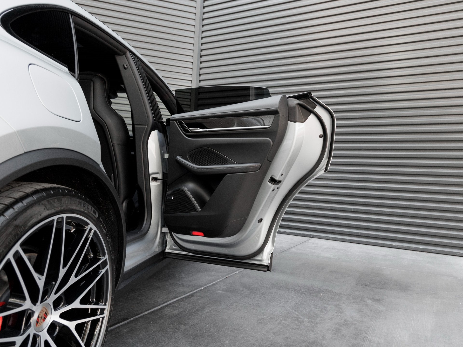 2026 Porsche Macan Macan 4S Electric