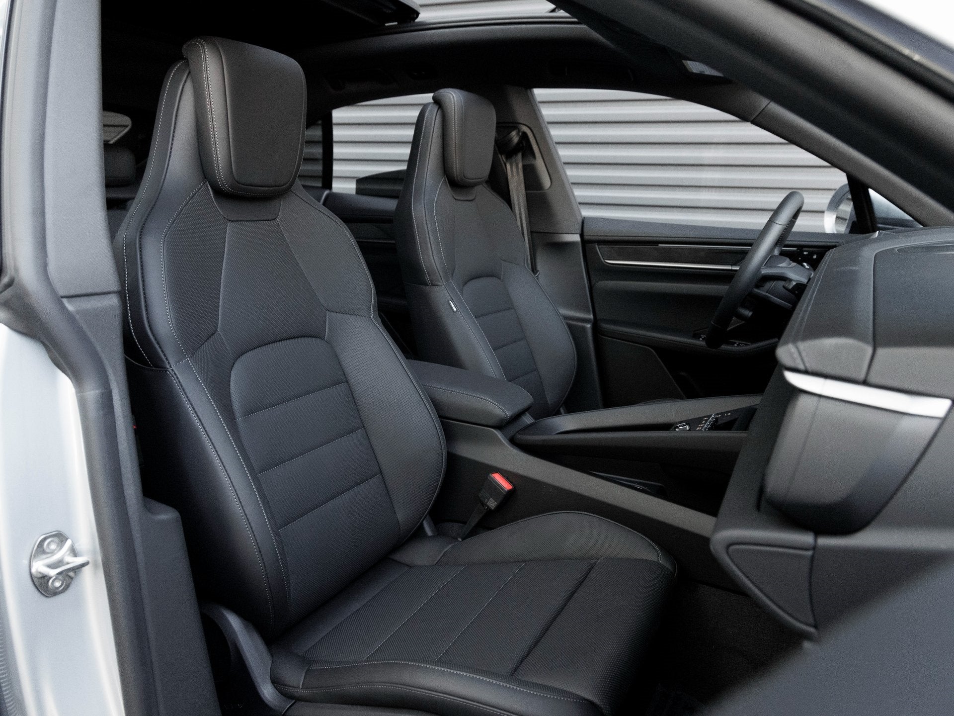 2026 Porsche Macan Macan 4S Electric