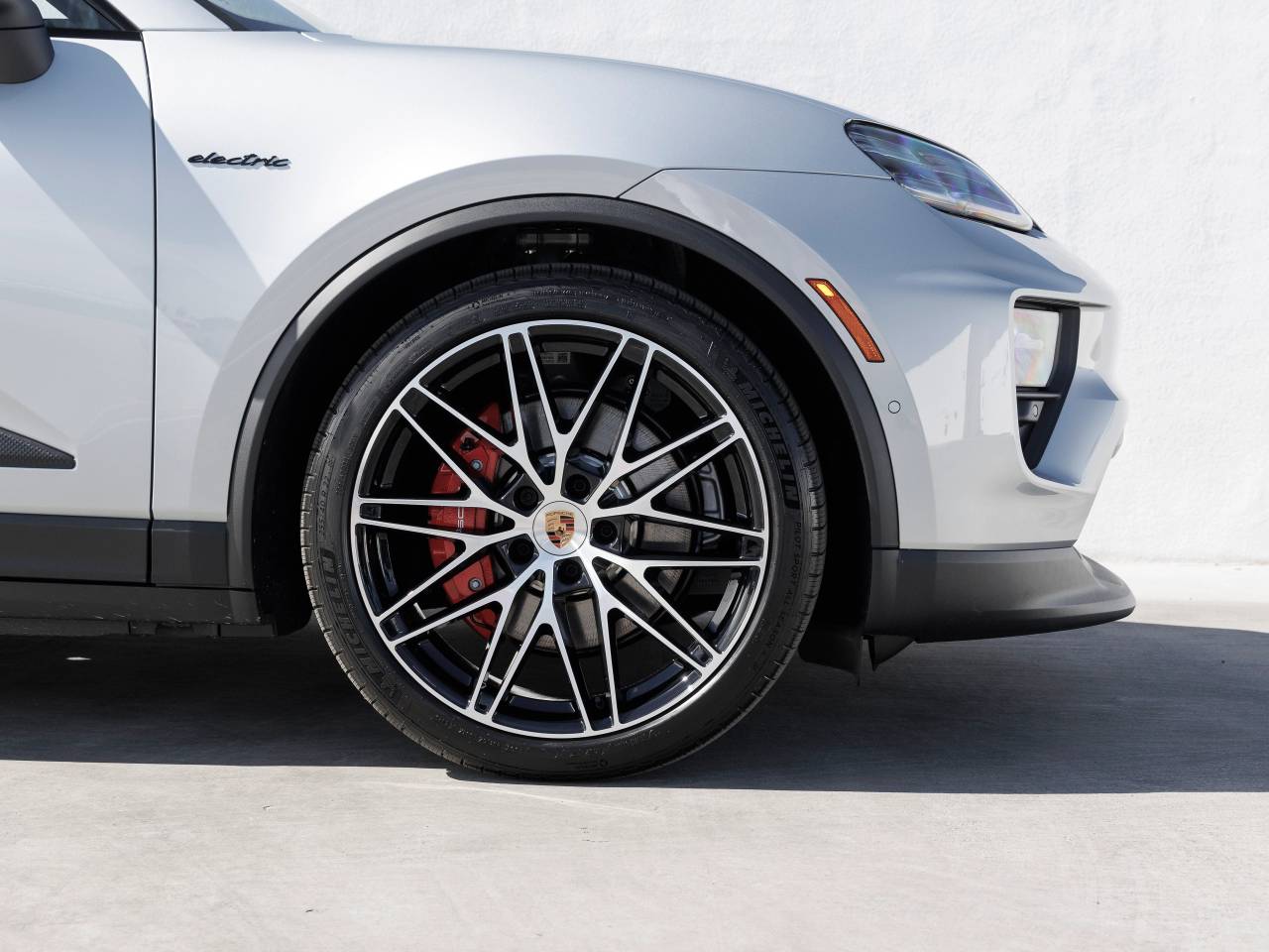 2026 Porsche Macan Macan 4S Electric