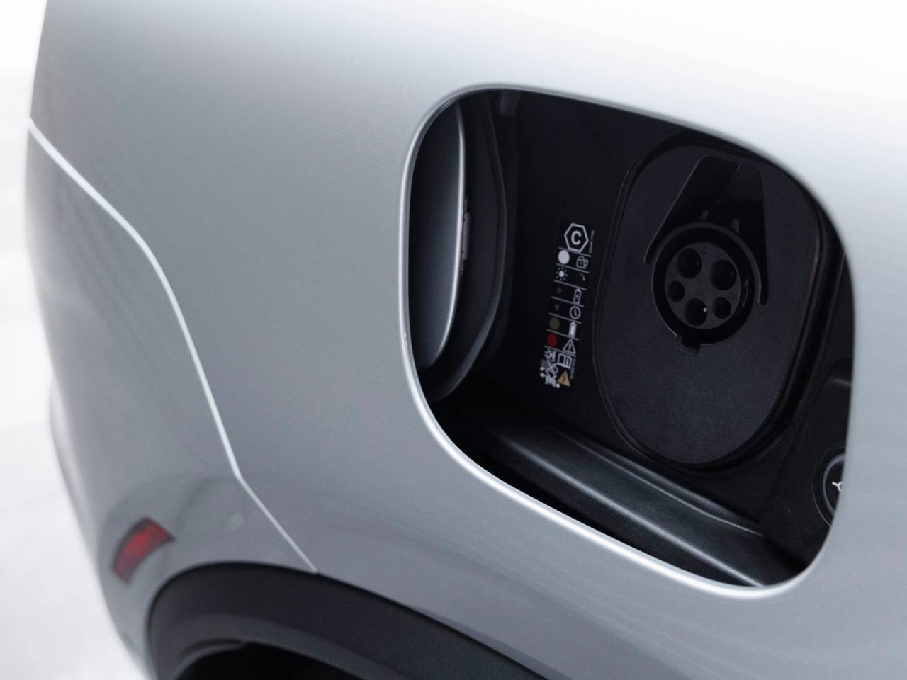 2026 Porsche Macan Macan 4S Electric