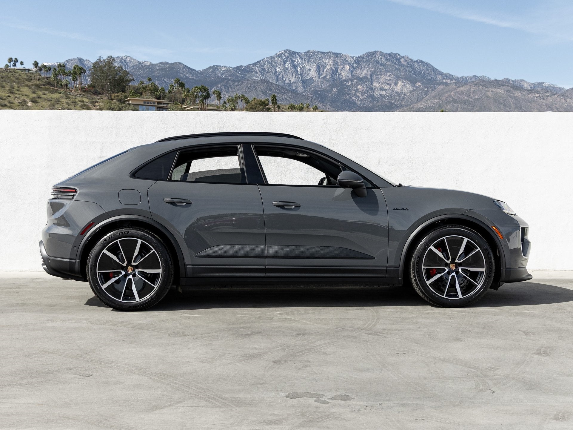 2026 Porsche Macan Macan 4S Electric