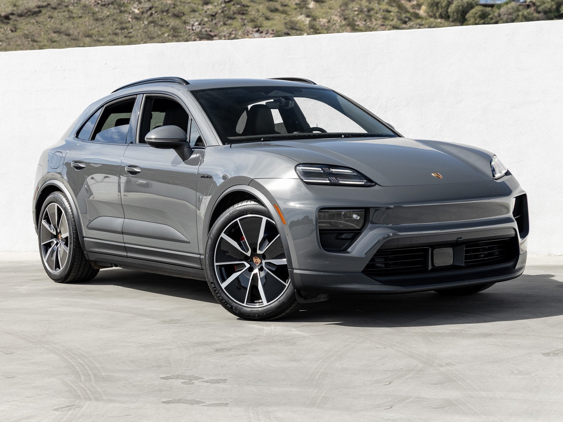 2026 Porsche Macan Macan 4S Electric