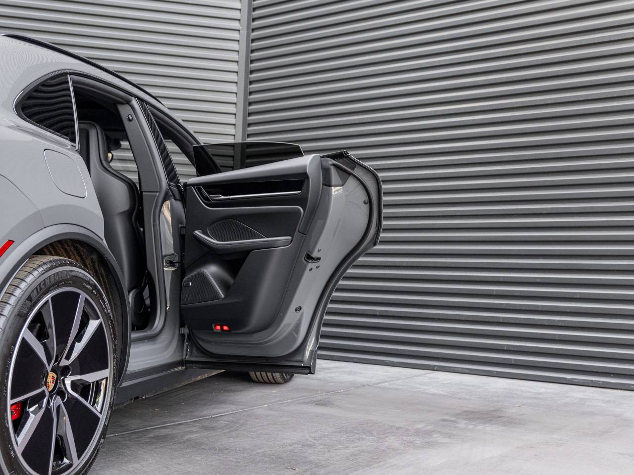 2026 Porsche Macan Macan 4S Electric