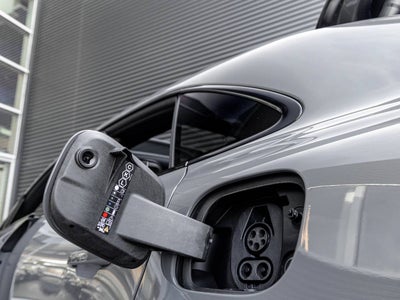 2026 Porsche Macan Macan 4S Electric