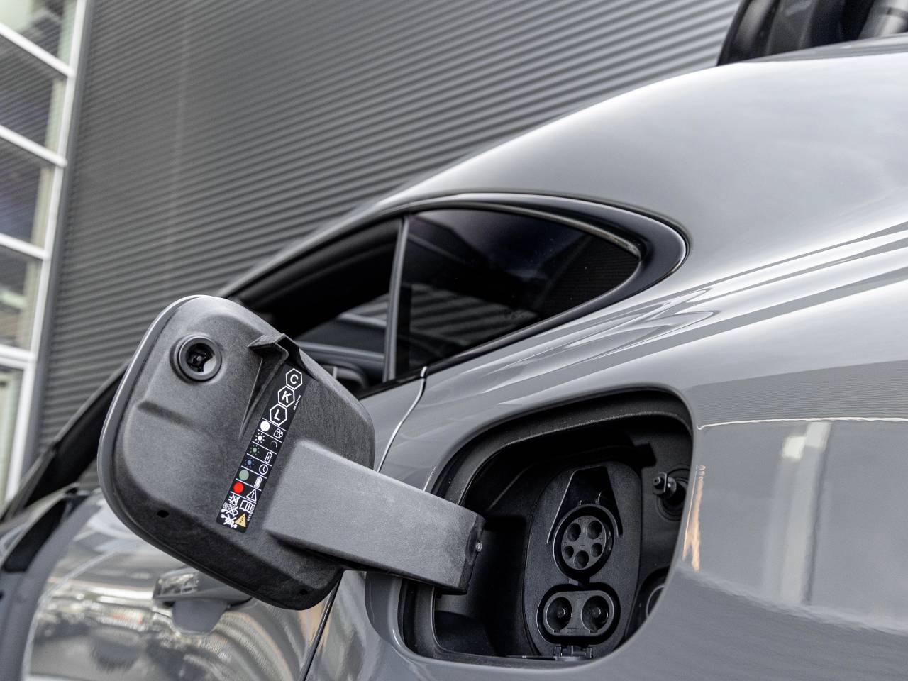 2026 Porsche Macan Macan 4S Electric