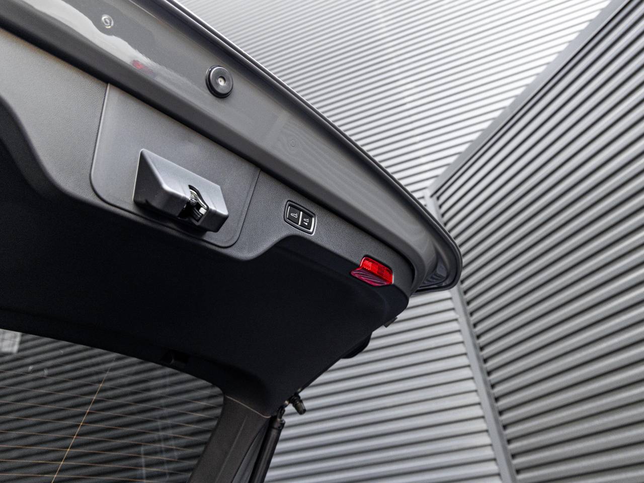 2026 Porsche Macan Macan 4S Electric