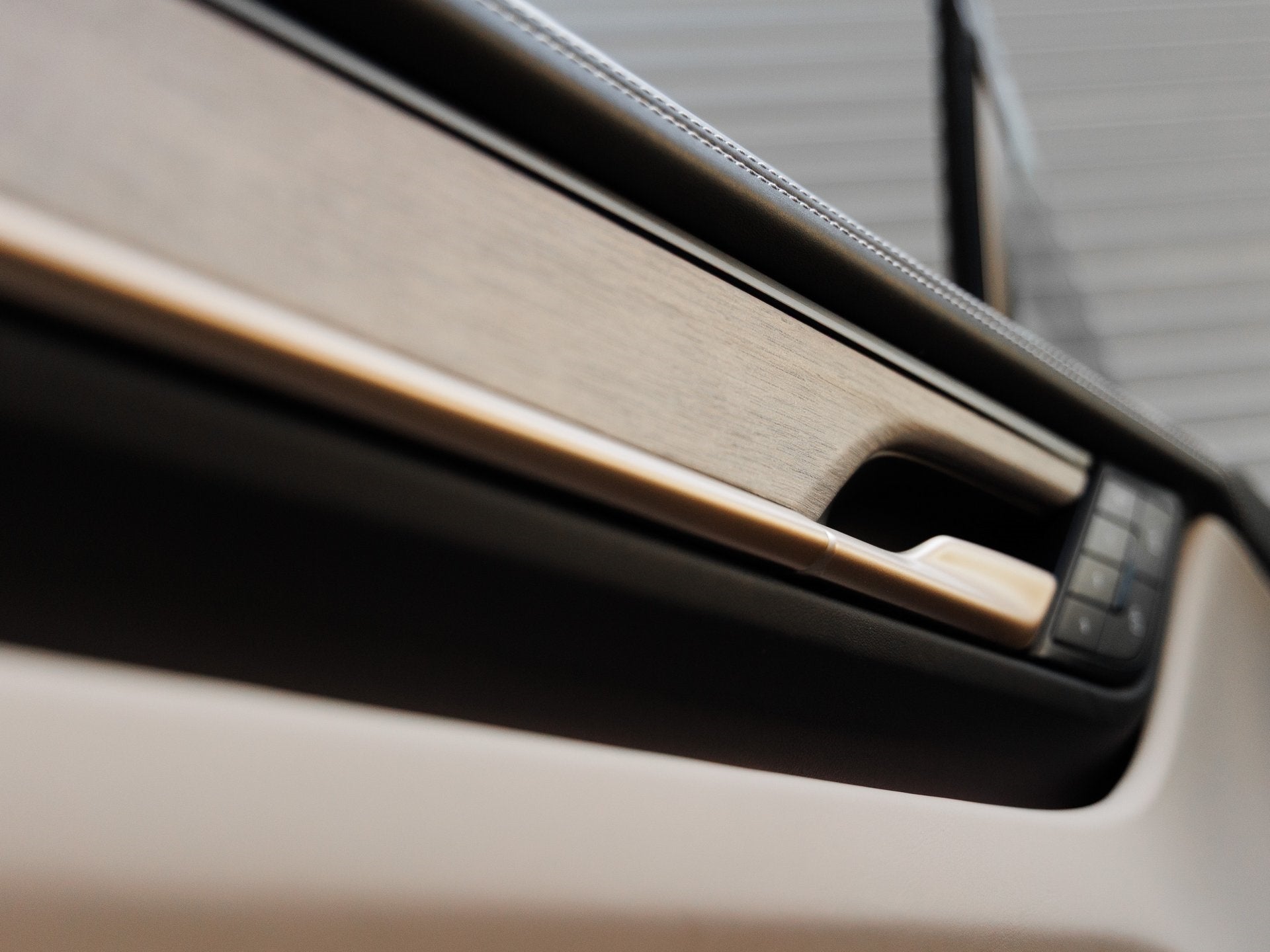 2024 Porsche Macan Macan Turbo Electric