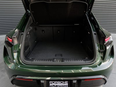 2024 Porsche Macan Macan Turbo Electric