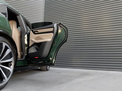 2024 Porsche Macan Macan Turbo Electric