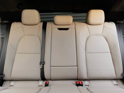 2024 Porsche Macan Macan Turbo Electric