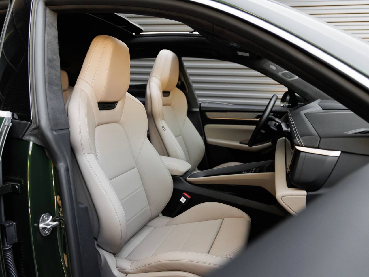 2024 Porsche Macan Macan Turbo Electric