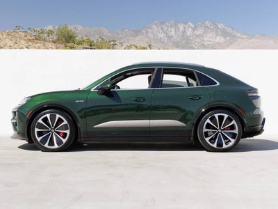 2024 Porsche Macan Macan Turbo Electric