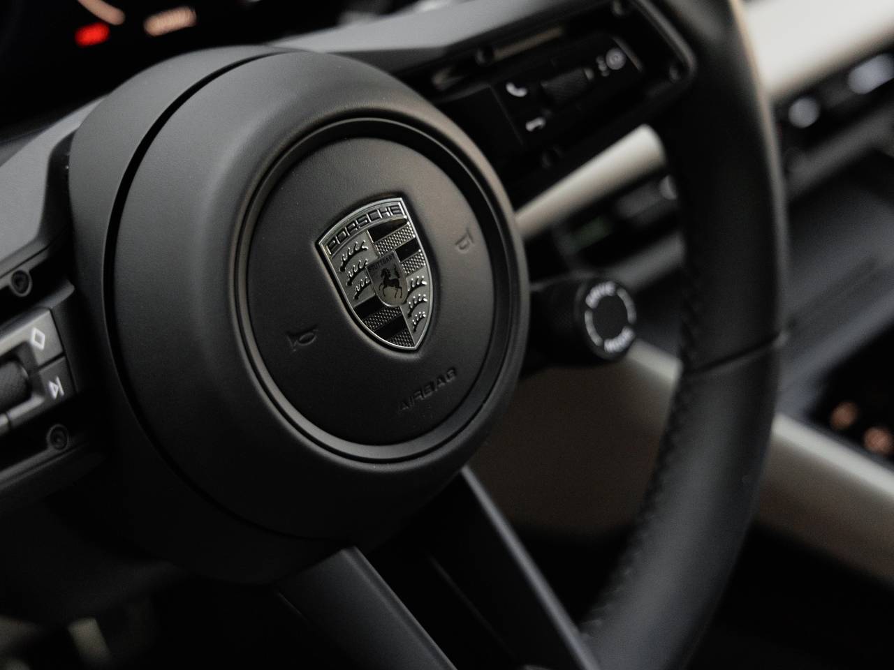 2024 Porsche Macan Macan Turbo Electric