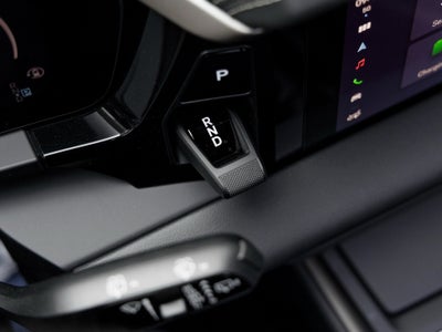 2024 Porsche Macan Macan Turbo Electric