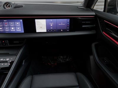 2024 Porsche Macan Macan Turbo Electric