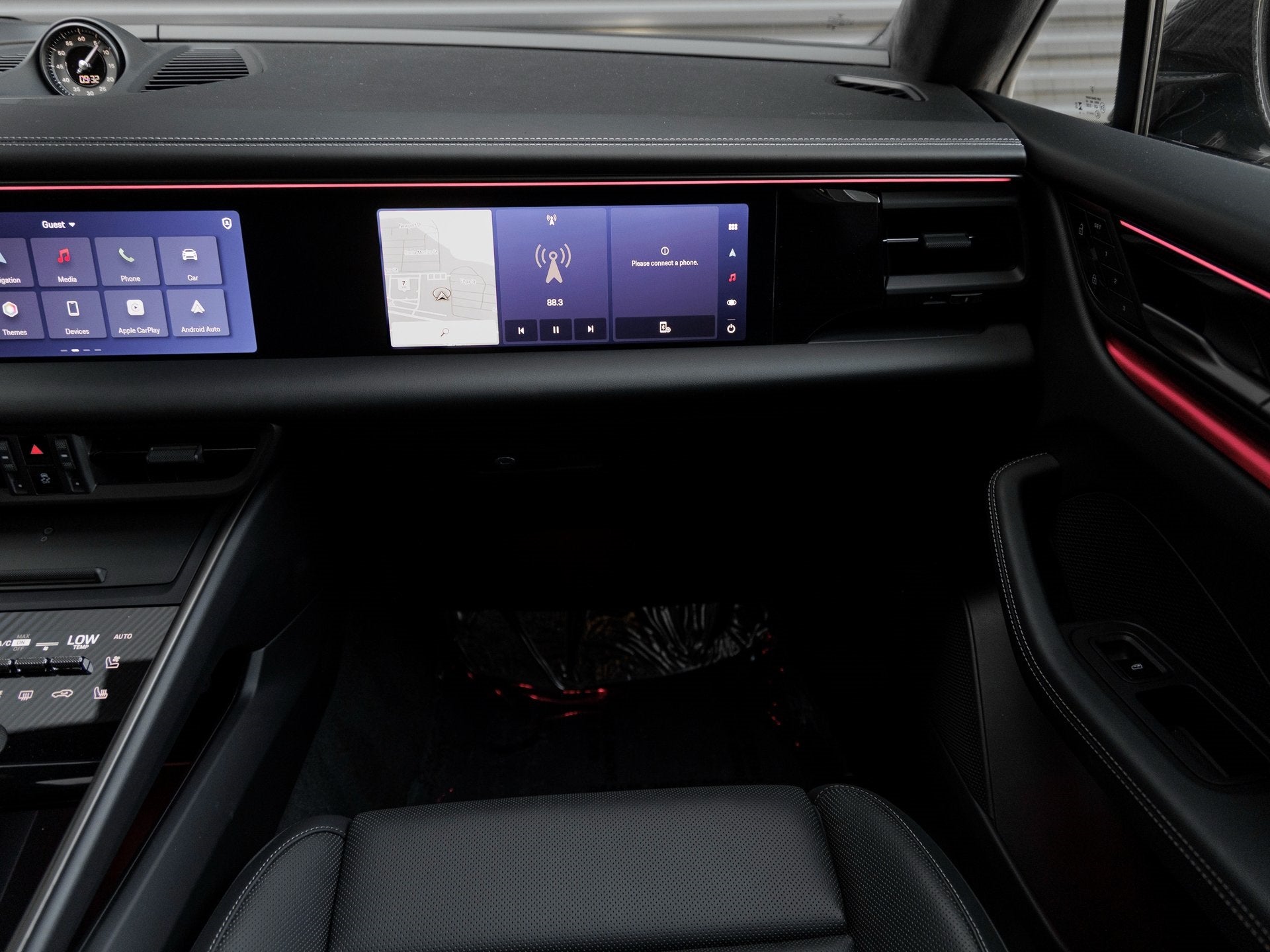 2024 Porsche Macan Macan Turbo Electric