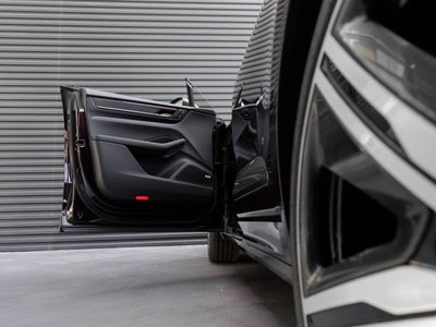 2024 Porsche Macan Macan Turbo Electric