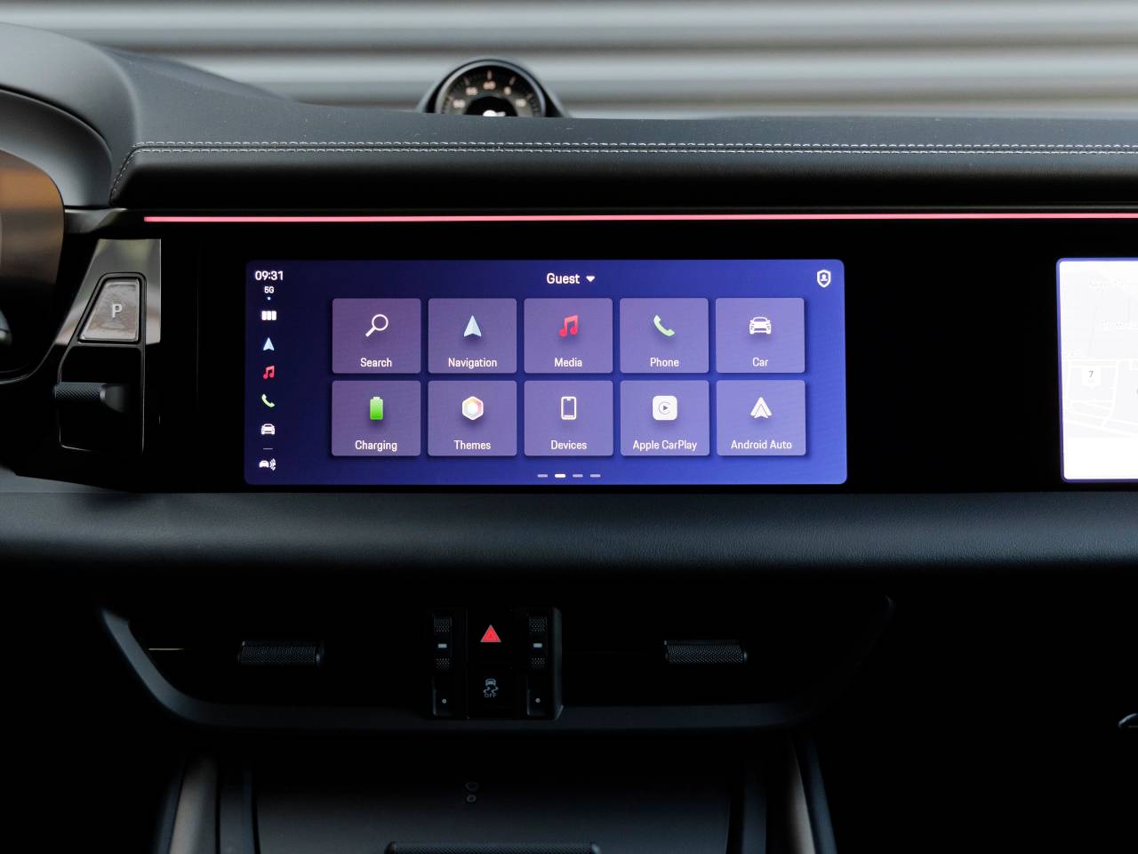 2024 Porsche Macan Macan Turbo Electric