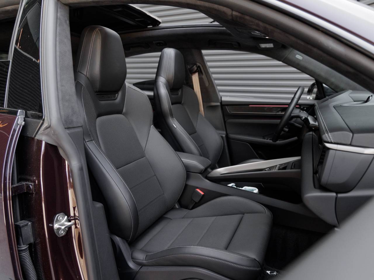 2024 Porsche Macan Macan Turbo Electric