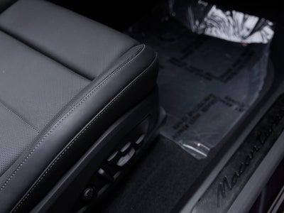 2024 Porsche Macan Macan Turbo Electric