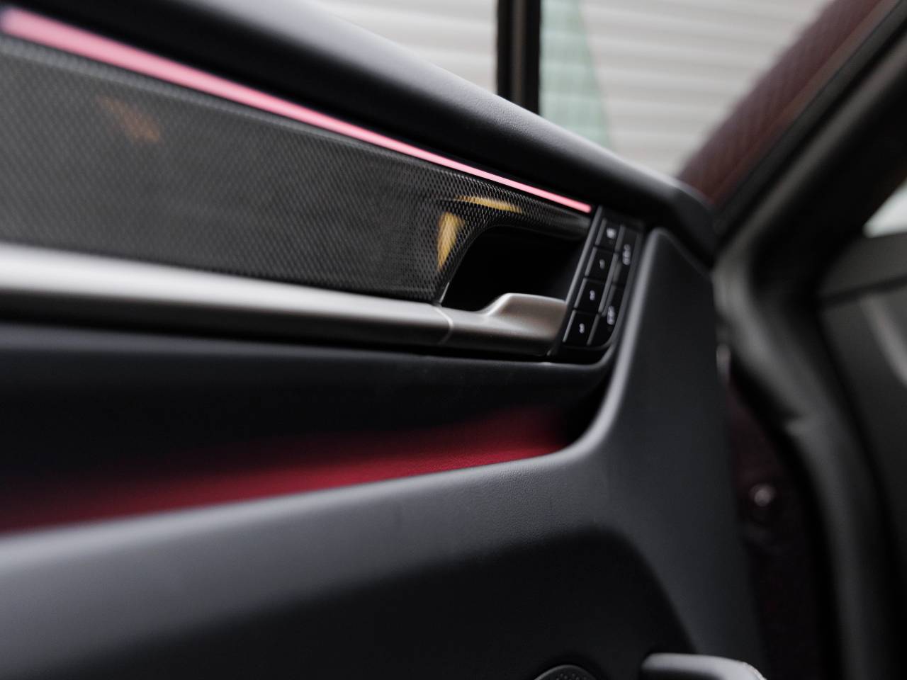 2024 Porsche Macan Macan Turbo Electric