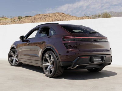 2024 Porsche Macan Macan Turbo Electric