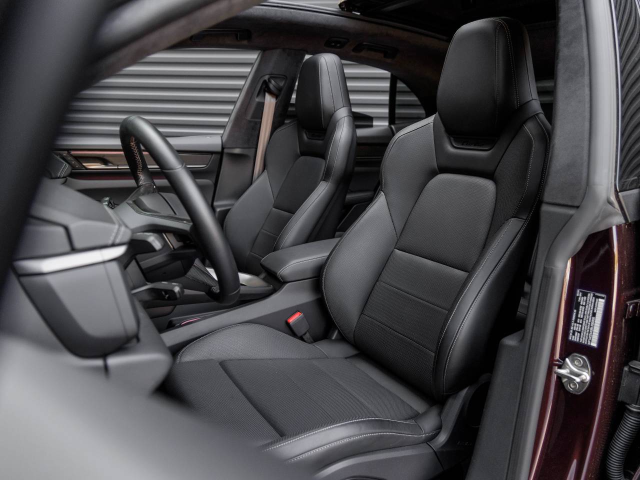 2024 Porsche Macan Macan Turbo Electric