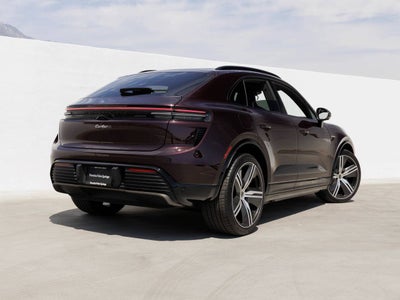 2024 Porsche Macan Macan Turbo Electric