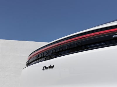 2025 Porsche Macan Macan Turbo Electric