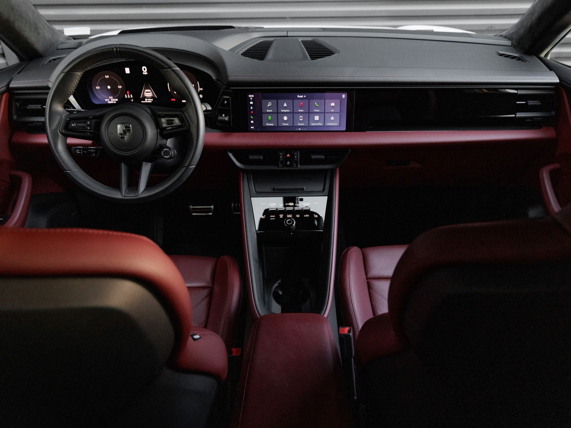 2025 Porsche Macan Macan Turbo Electric