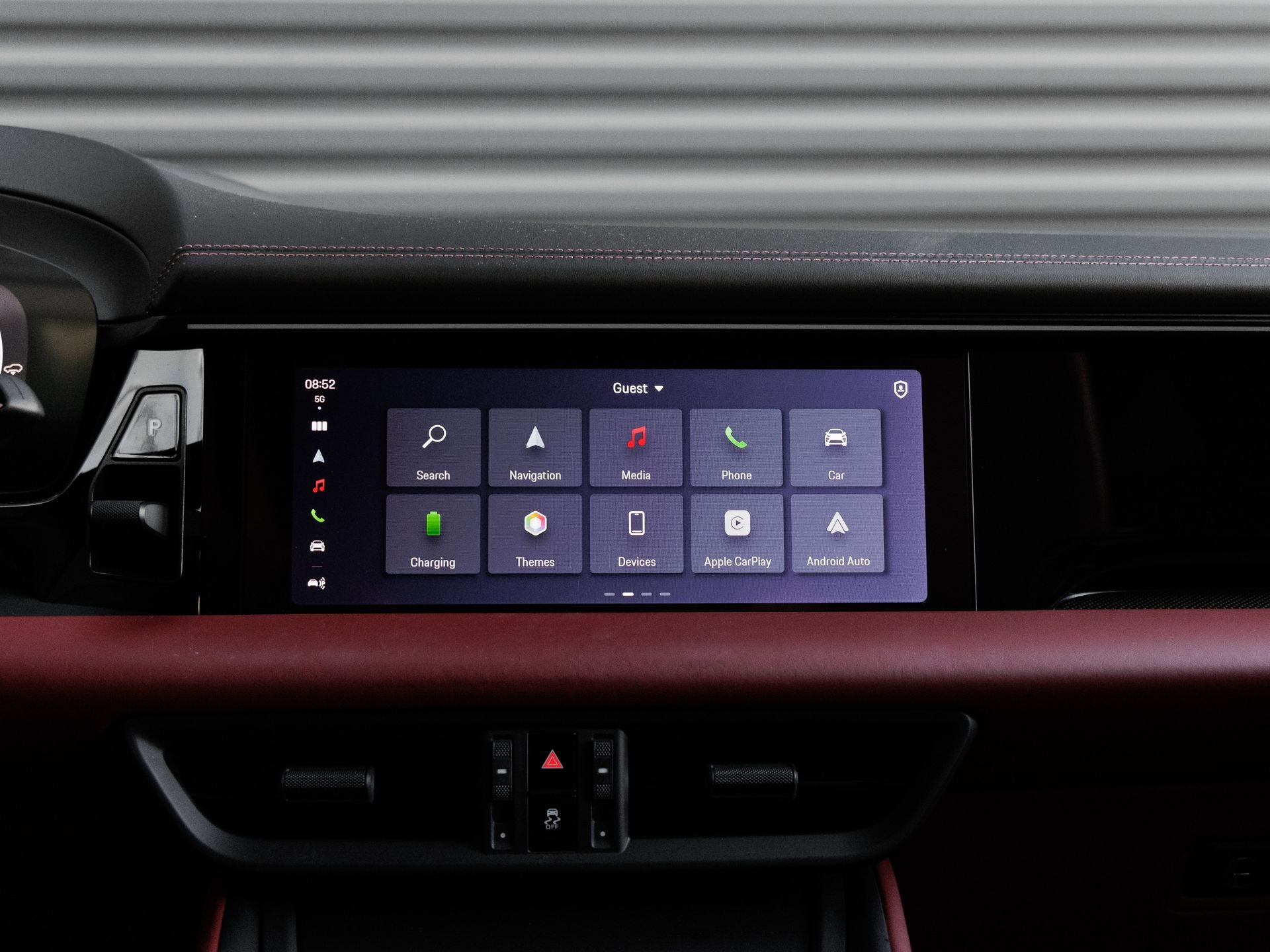 2025 Porsche Macan Macan Turbo Electric