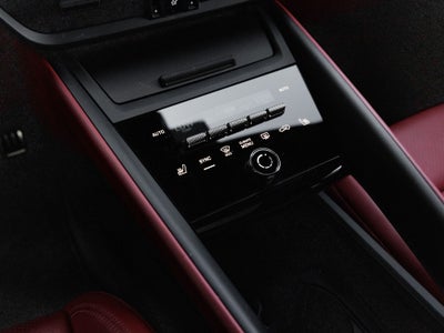 2025 Porsche Macan Macan Turbo Electric