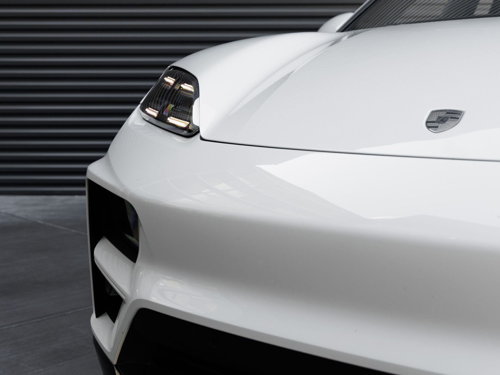 2025 Porsche Macan Macan Turbo Electric