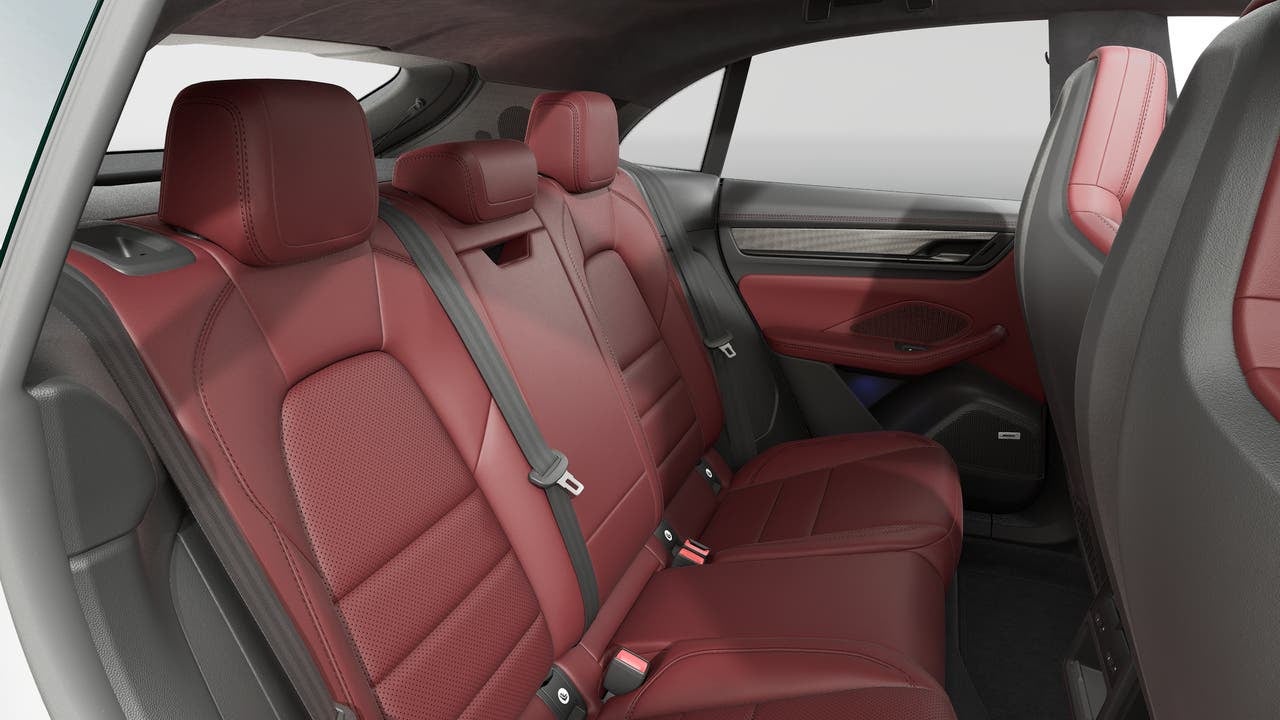 2025 Porsche Macan Macan Turbo Electric