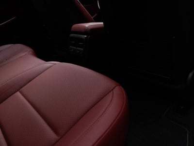 2025 Porsche Macan Macan Turbo Electric
