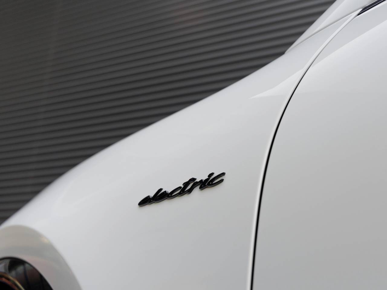 2025 Porsche Macan Macan Turbo Electric